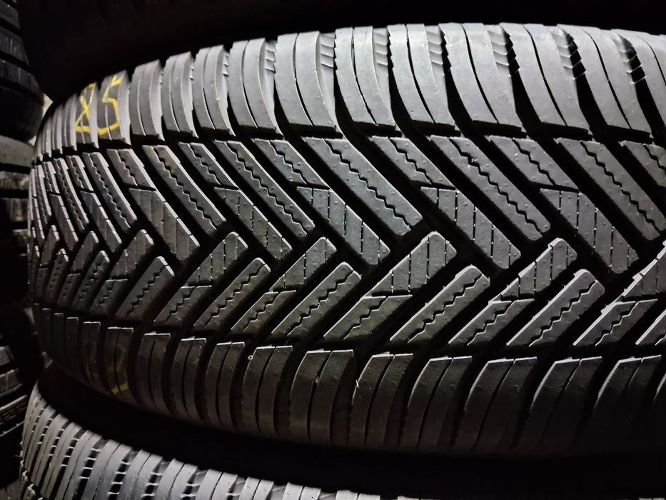 235/50 19 Hankook Kinergy 4s gen 2 шини б/у всемезонні КОМПЛЕКТ