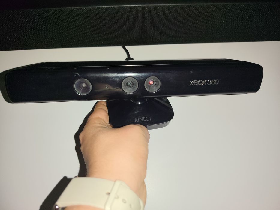 Sprzedam zestaw Xbox 360 + Kinect + 9 gier – wszystko sprawne!