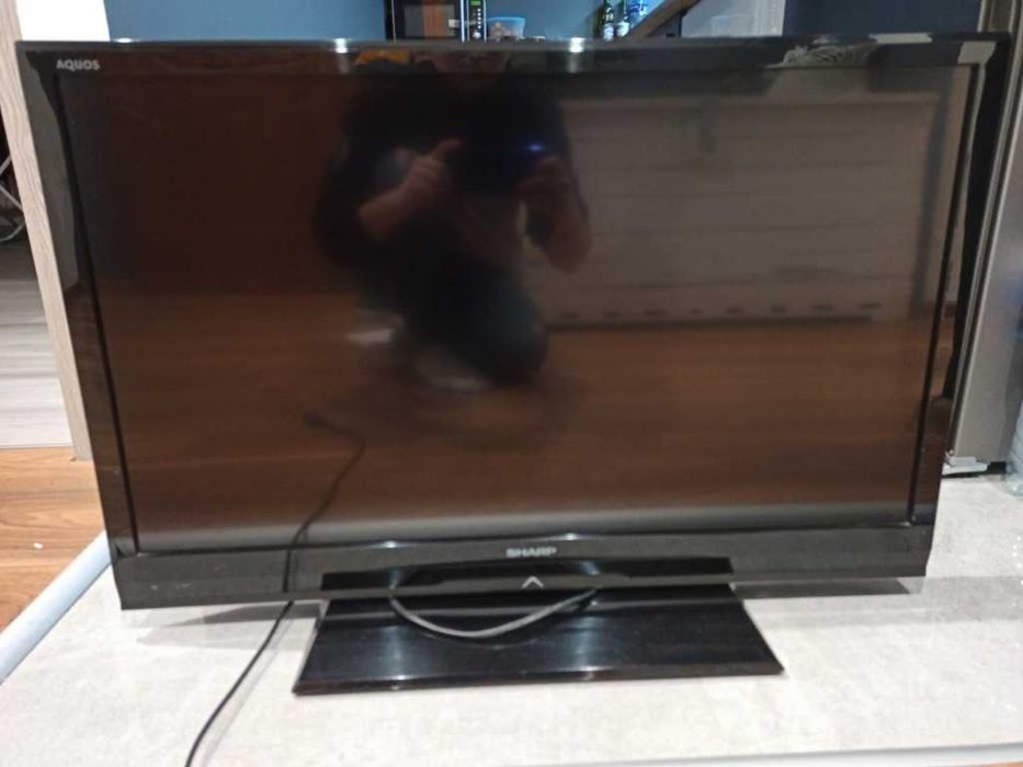 Telewizor SHARP 32 cali LC-32LE144E