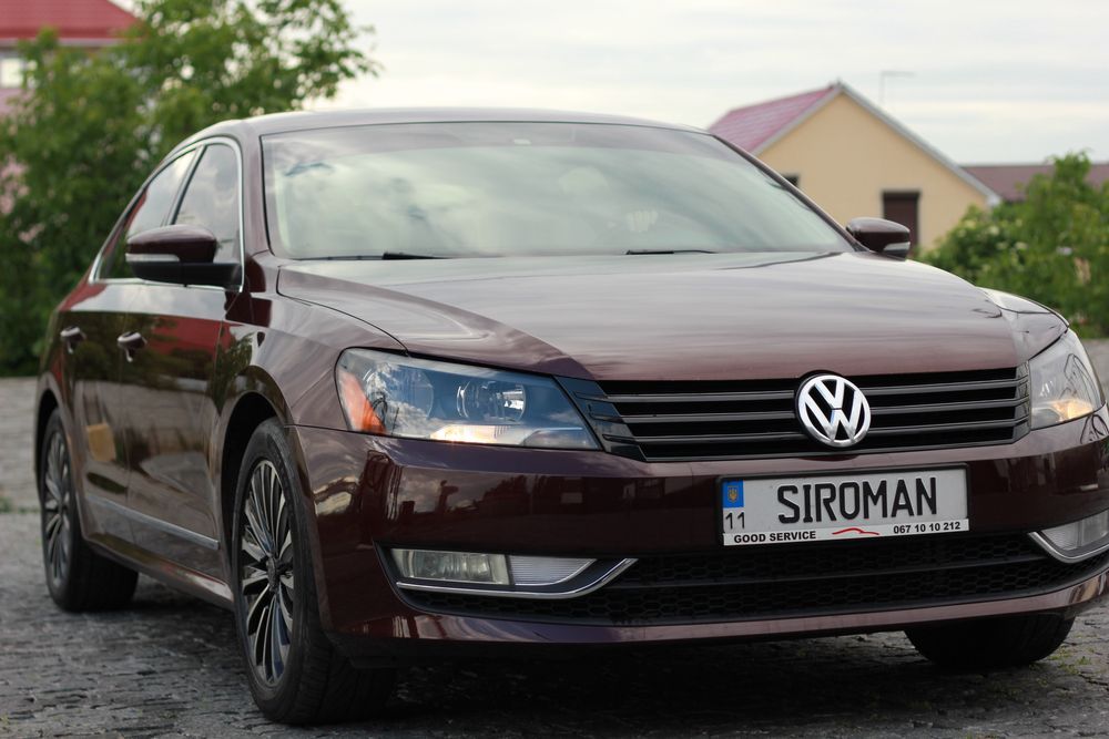 Продам Volkswagen Passat 2013 року випуску.