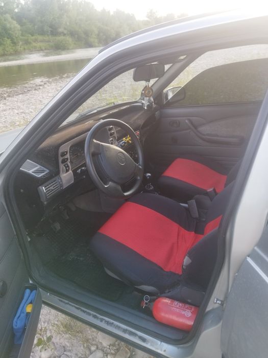 Авто Део нексія Daewoo Nexia 1.5