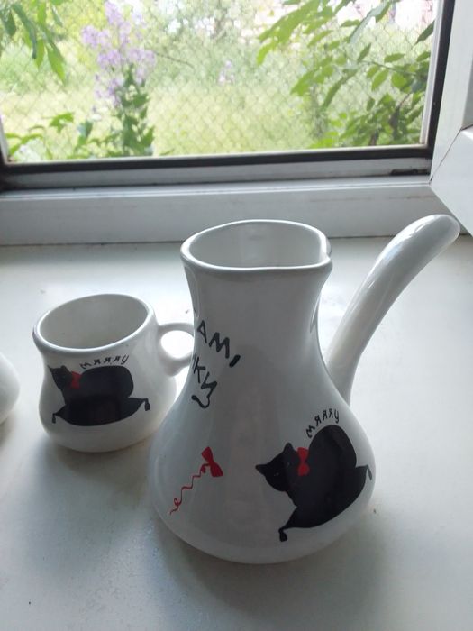 Керамічна турка с чашками