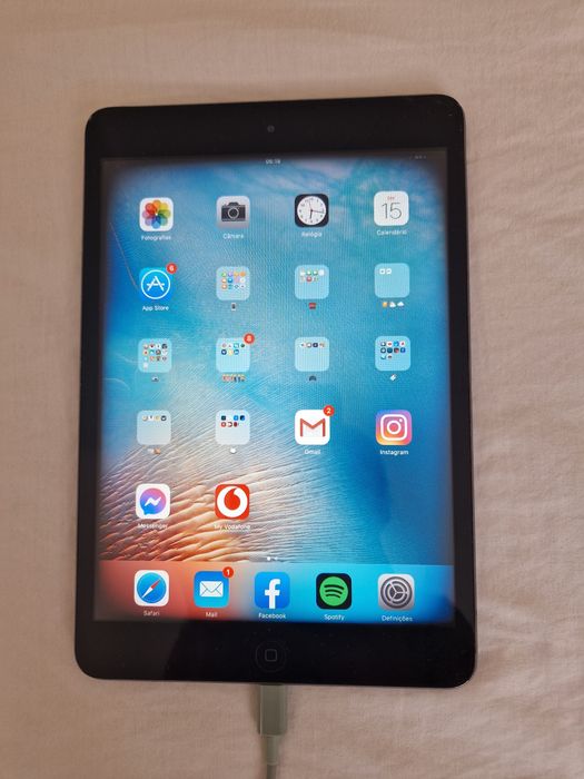 iPad Mini 1 (A1432) 32 GB Wi-Fi – Cinzento Espacial (Space Gray)