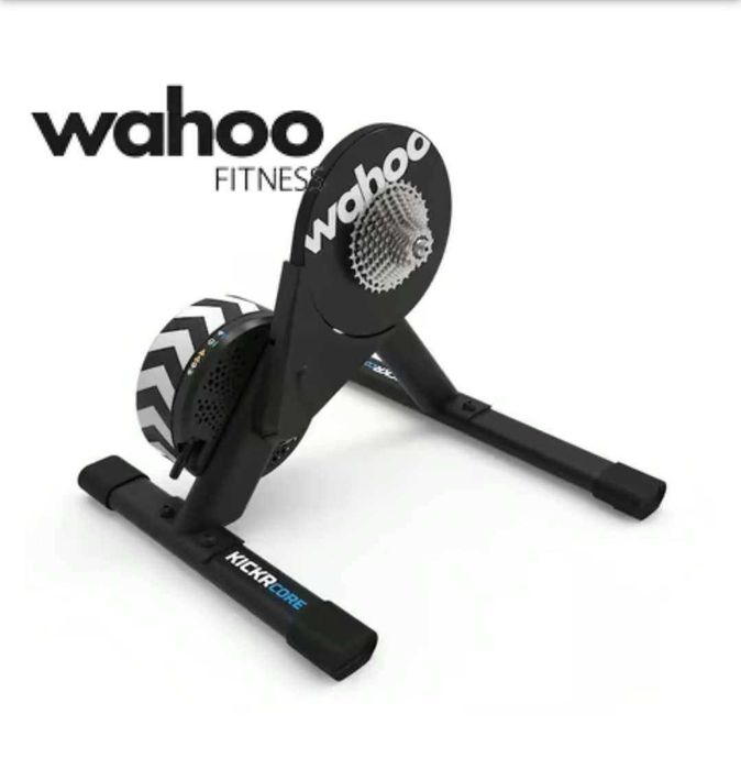 Wahoo KICKR CORE 2 Smart Trainer + kaseta 11-rzędowa + Zwift Click