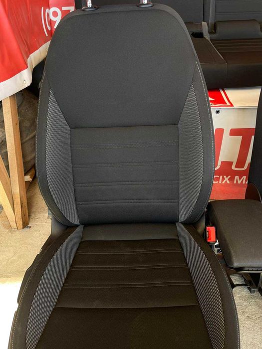 Сидіння на SKODA A7