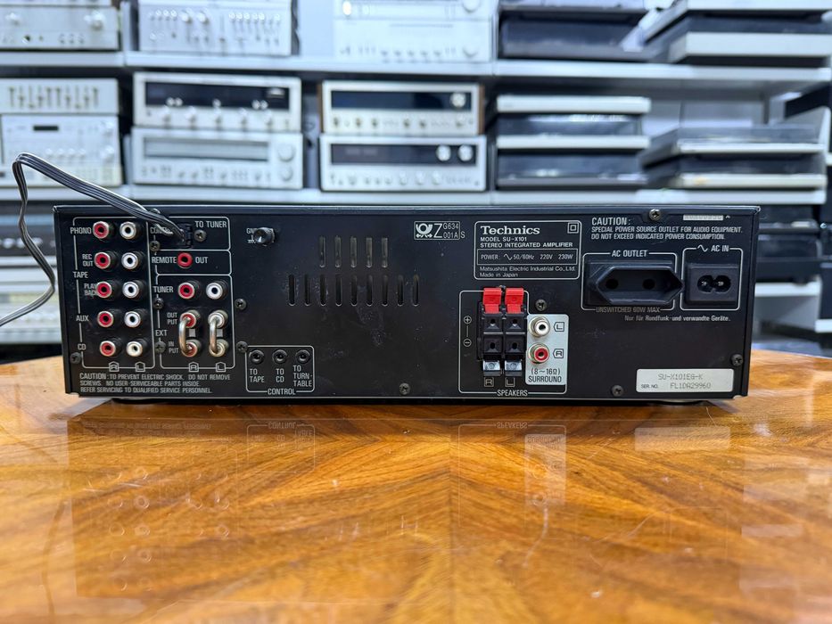 Wzmacniacz Technics SU-X101 Audio Room