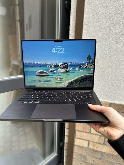 macbook pro m3 pro 18 512 - Купити електроніку - Ціни на OLX.ua