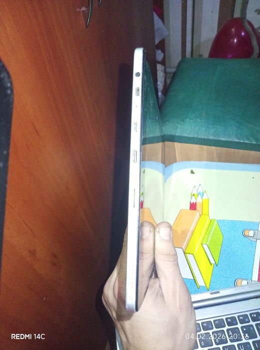 chuwi cwi529 планшет