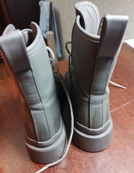 Ботинки женские демисезонные