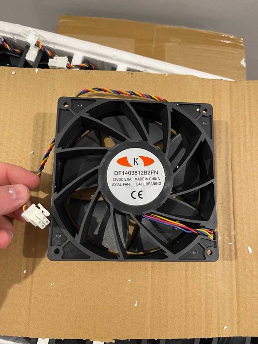 Кулер K DF1403812B2FN для Antminer S21 Pro / + / XP / Whatsminer