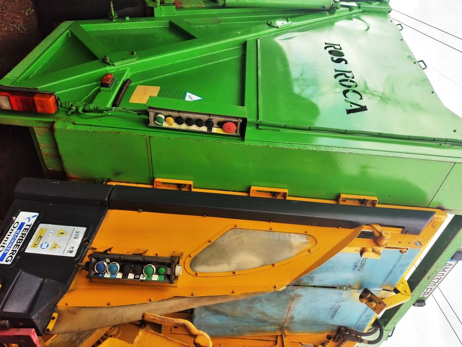 Продам мусоровоз DAF CF 75.250