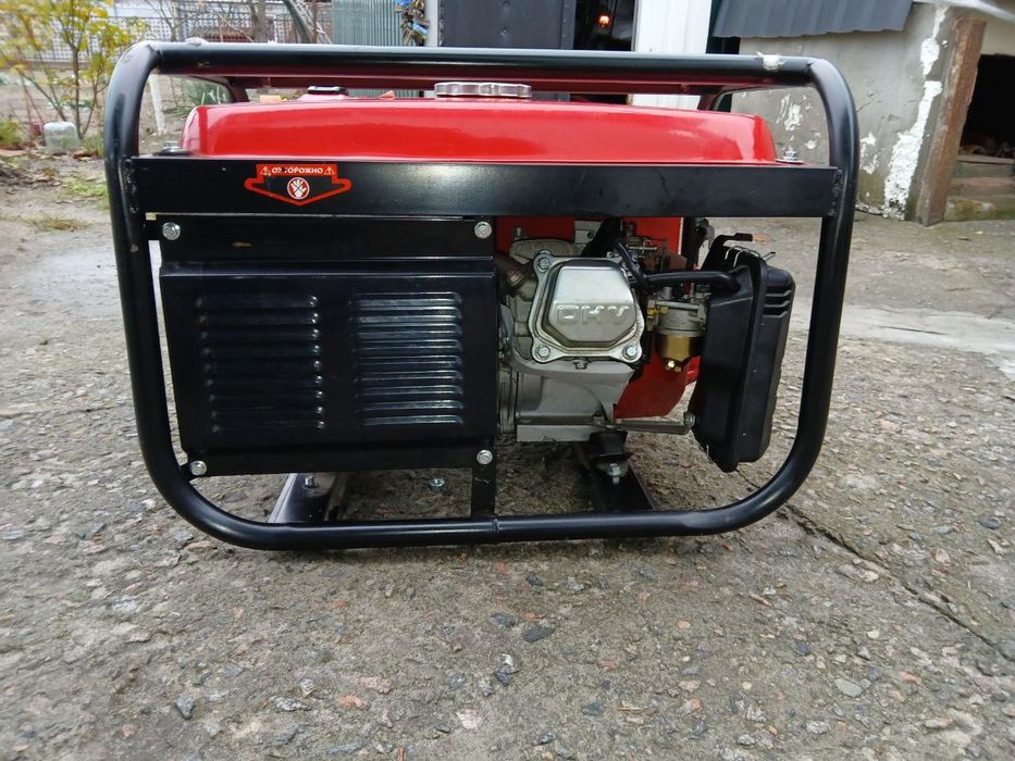 Генератор  RAIDER бензиновий 4-х тактний