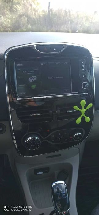 Автомобіль Рено зоє