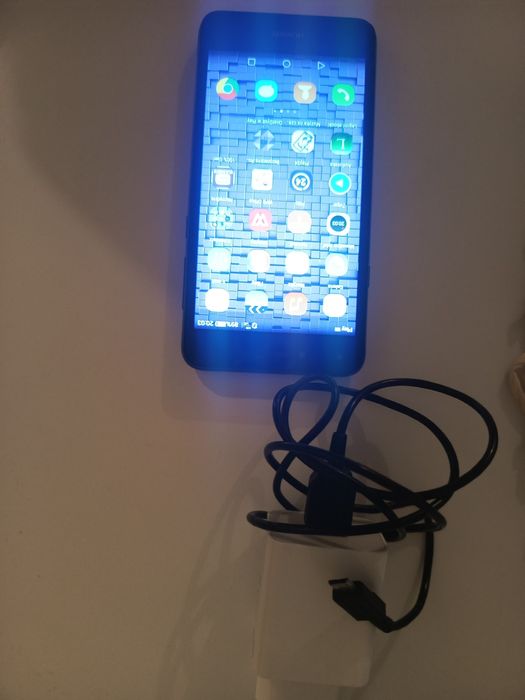 Telefon Huawei CUN-L21