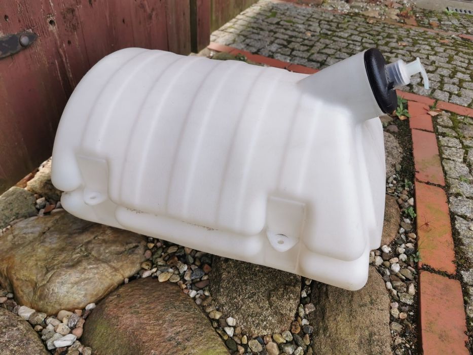 Zbiornik na czystą wodę 30l atest