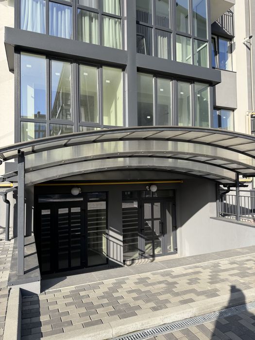 Продаж приміщення 330м2 під IT-сферу, спортзал, маленьку школу, салон