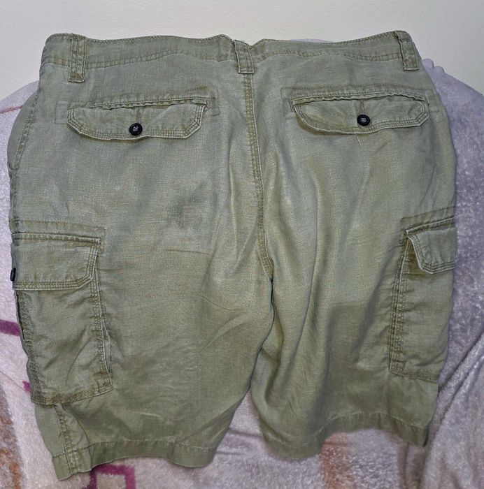 Spodenki cargo lniane C&A w kolorze zielonym/khaki rozm. 52,