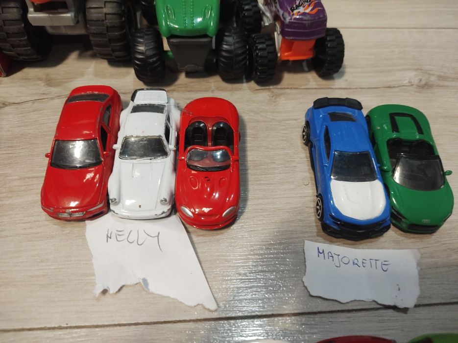 Resoraki samochodziki Hot Wheels Matchbox Bburago