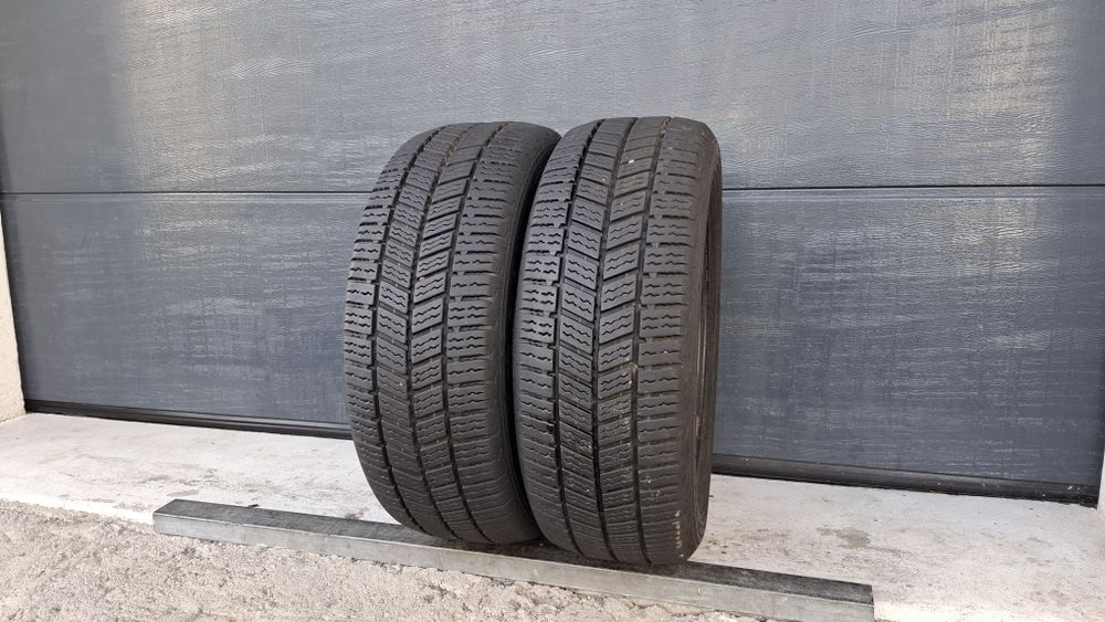 Continental 225/55 R17 C VanContact A/S Ultra