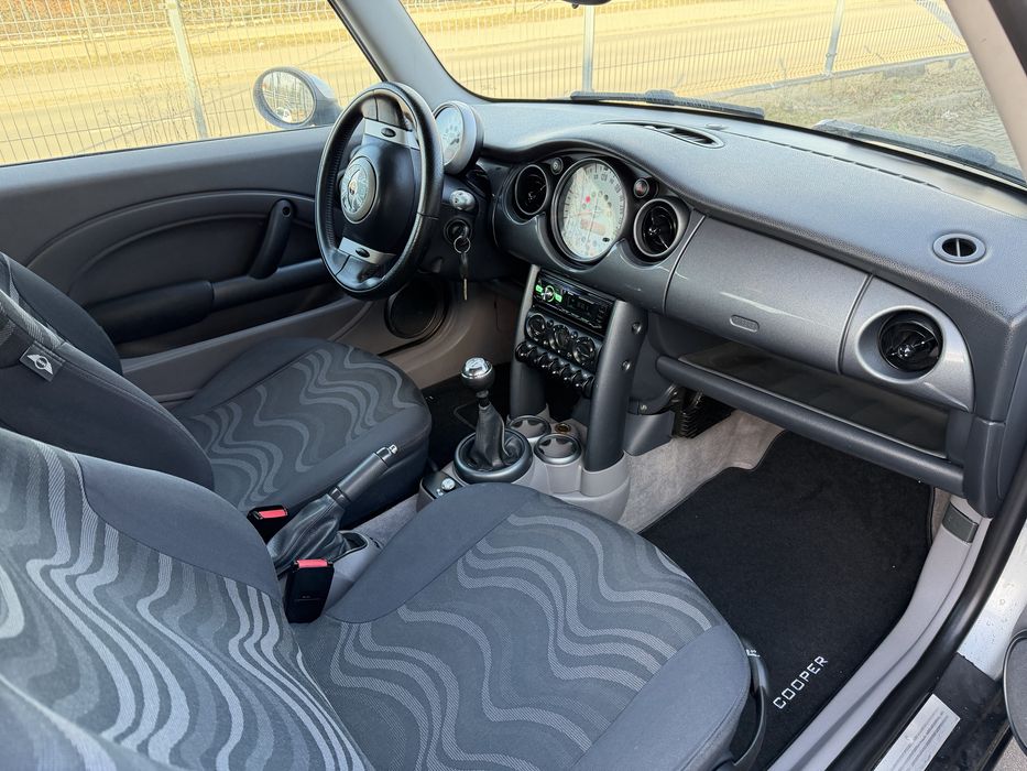 Mini cooper 1.6 benzyna zwykla z niemiec
