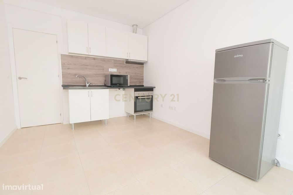 Loja com 60m2 ideal para Escritório ou Serviços