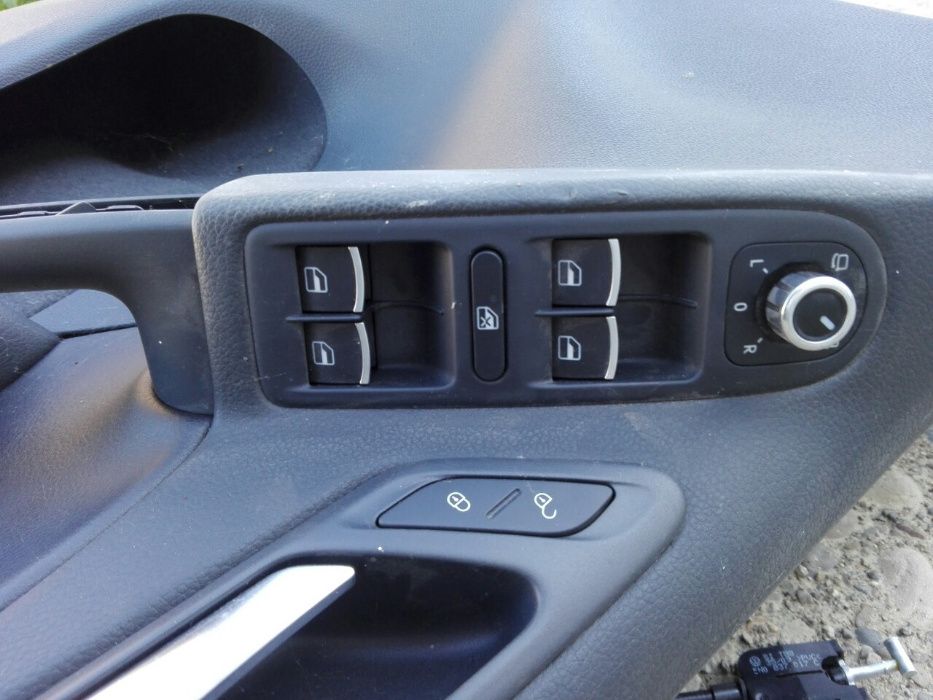 Стекло двери, 5K4 845 202 B, для Volkswagen Golf6, скло бокове Golf