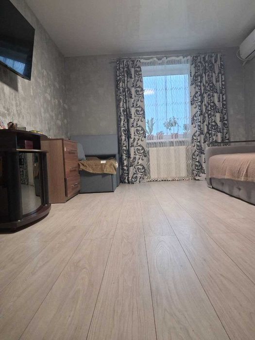 РОЗСОШЕНЦІ, Джерельна 3, 1к. квартира 095-271-79-24