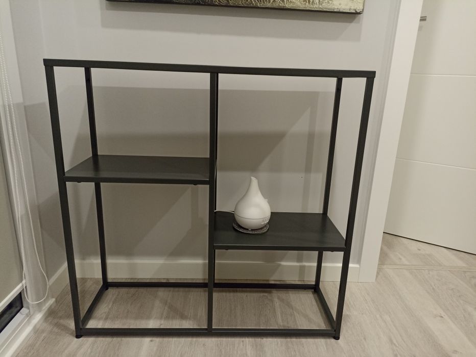 Consola nova em ferro