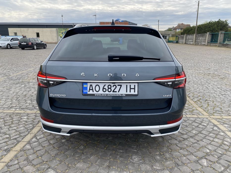 Skoda  Superb  Scout