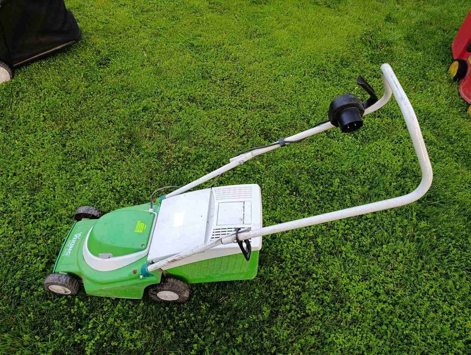 Газонокосилка Газонокосарка