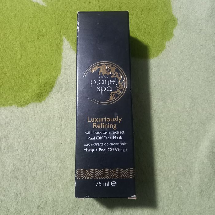 Avon Planet Spa rewitalizująco-wygładzająca maseczka czarny kawior