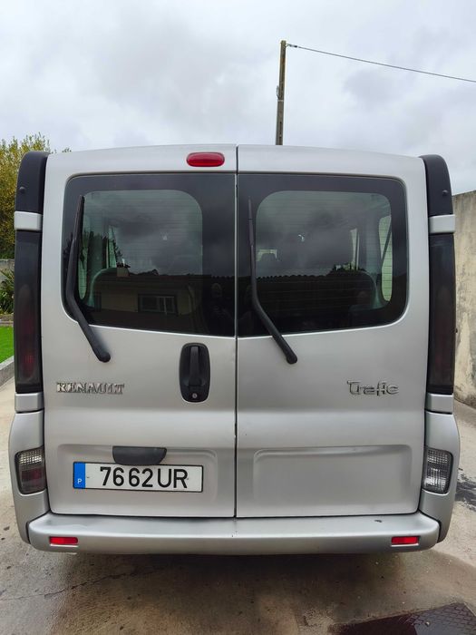 Carrinha Renault Trafic 1.9Cdi 9 lugares