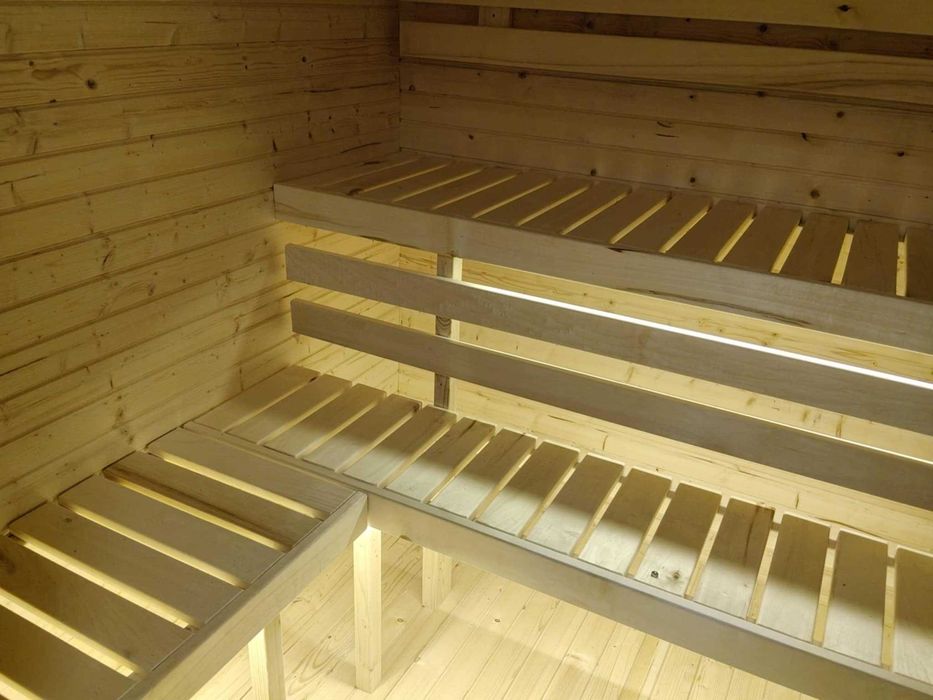 Sauna ogrodowa dostępna