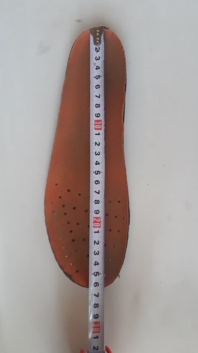 Продам ботинки merrell.