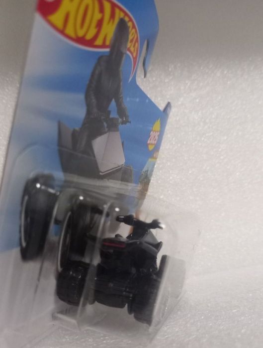 Tesla cyberquad hot wheels