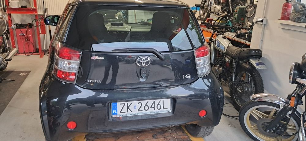 Toyota IQ 1.4 diesel D4D 2011 Rok zamiana