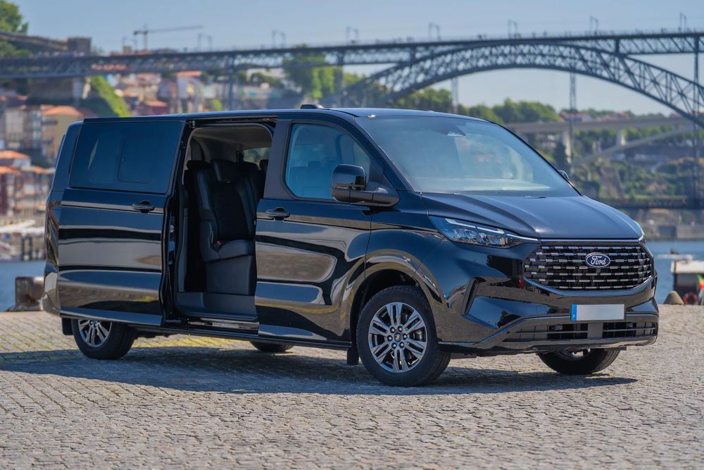 Ford Tourneo Custom Grand 2.0 TDCi Titanium