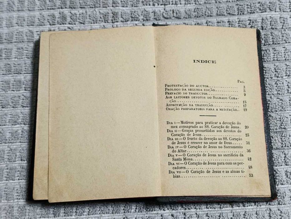 Livro católico de 1895 de Francisco Vannutelli 4.ª Edição O Mez de Junho