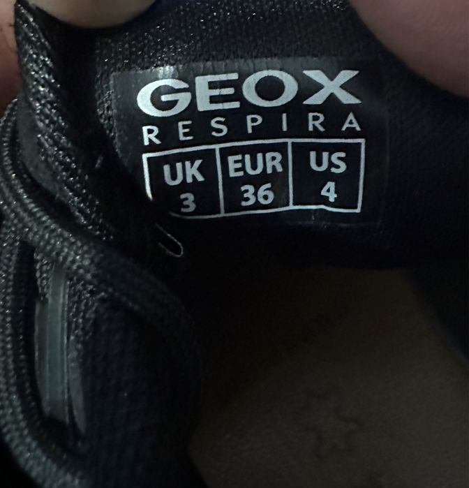 Ténis Geox com uso