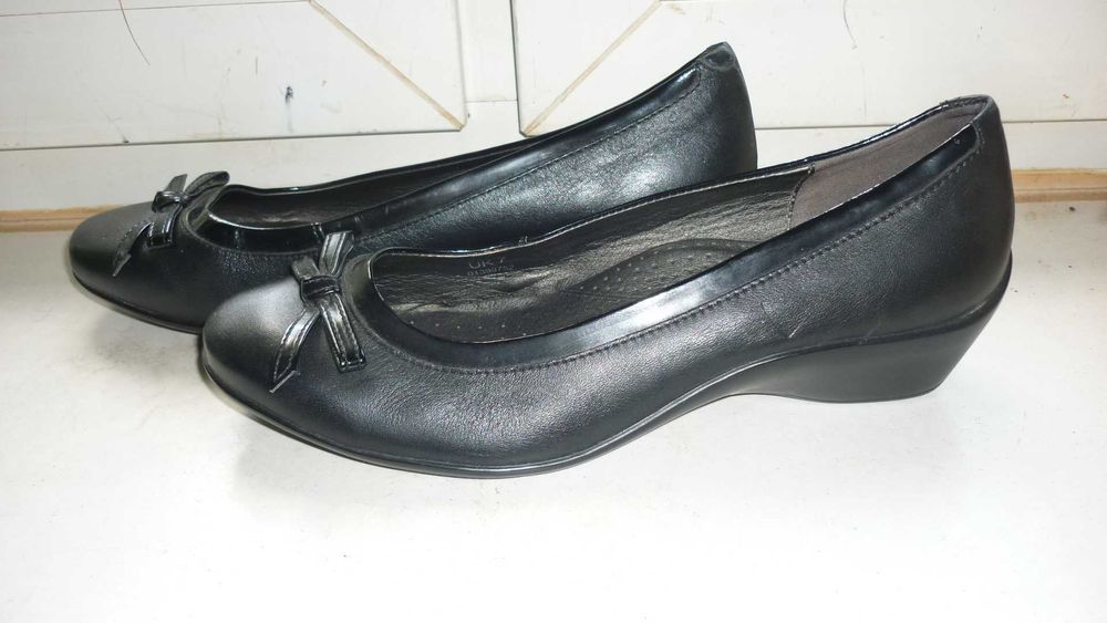 Footglove- skórzane czółenka  r; 40,5 szersze