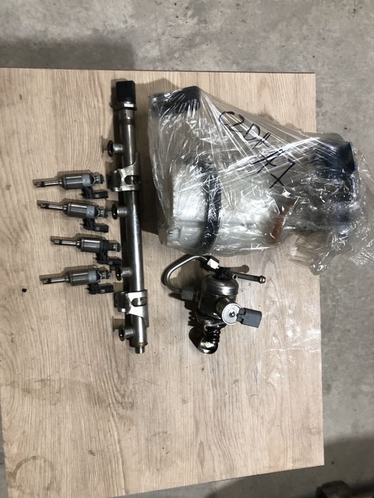 Двигун 1.4 TSI CHP CZDA Skoda Octavia A7