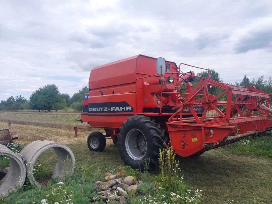 Продається комбайн зернозбиральний DEUTZ FAHR M 660
