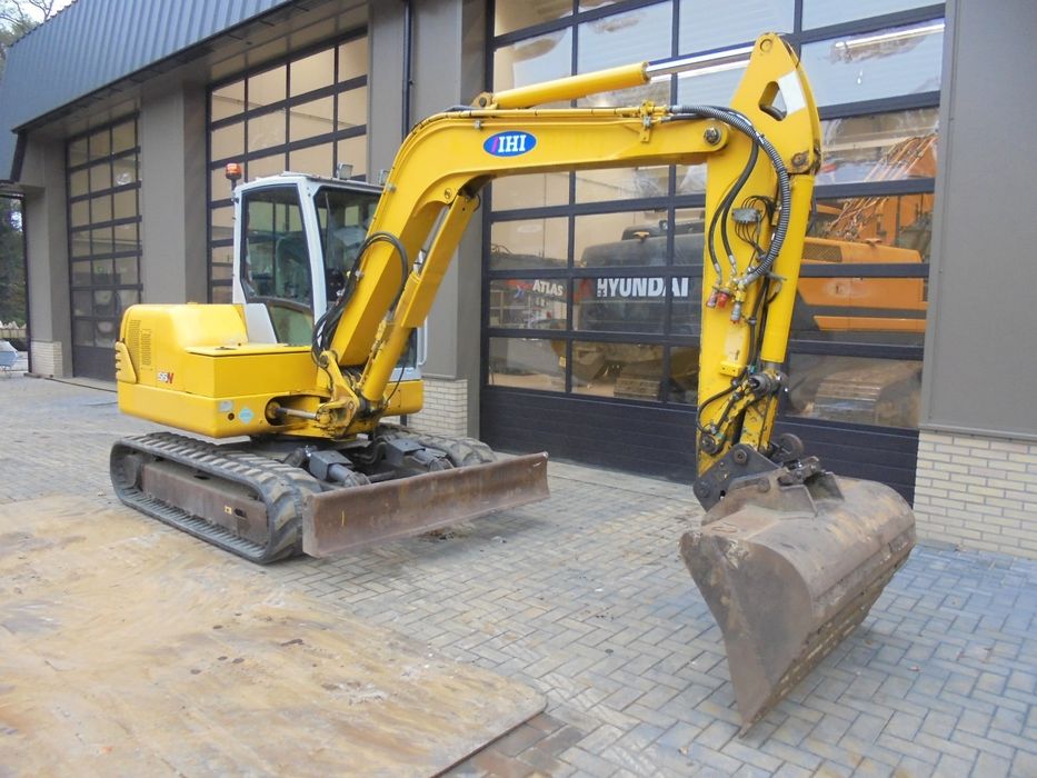 Послуги та оренда мініекскаватора  вагою 5.5 т.