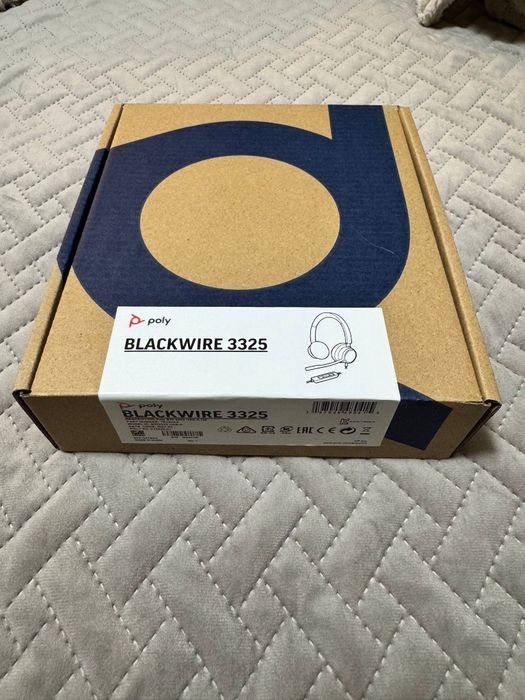 Fones Poly Blackwire 3325