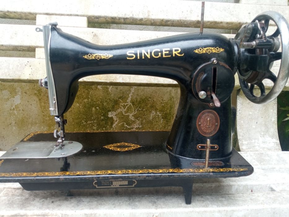 Three sewing machines, one like new, others less. €75 for all three. indiv64298667937153122