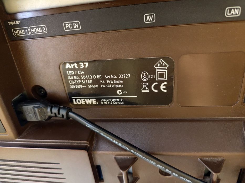 Продам якісний телевізор loewe art 37 /full hd led/HDMI..