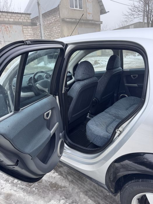 Продається Смарт Forfour 2006