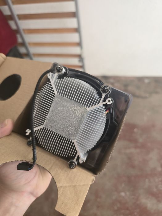 AMD Ryzen cooler459278147922831361