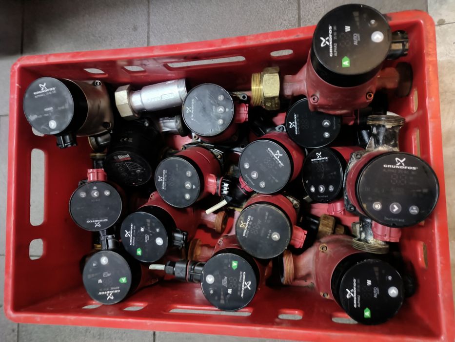 Pompa C.O.Grundfos Willo auto adapt ,Stratos pico