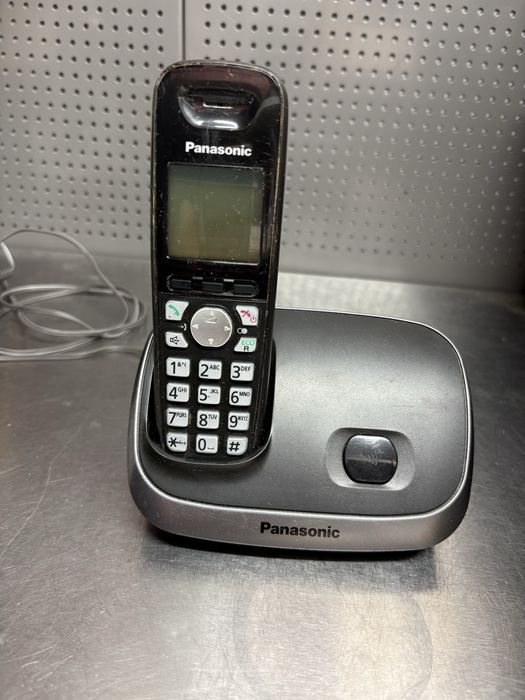 Panasonic KX-TG6511PD telefon bezprzewodowy DECT + baza – sprawny